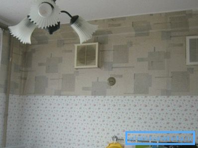 У сталінках можна побачити дві вентиляційних грат в приміщенні кухні. Одна з них відкривається в димохід: будинки будувалися під пічне опалення. У сталінках можна побачити дві вентиляційних грат в приміщенні кухні. Одна з них відкривається в димохід: будинки будувалися під пічне опалення.