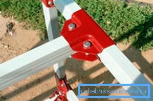 Варіант з'єднувального елемента для стикування даного виду труб Варіант з'єднувального елемента для стикування даного виду труб