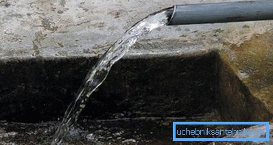Важливо організувати злив води Важливо організувати злив води