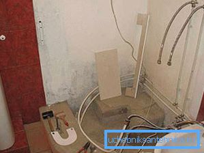 Все готово до установки піддону і душової кабіни Все готово до установки піддону і душової кабіни