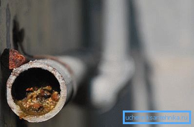 Засмічення у водопровідній системі Засмічення у водопровідній системі