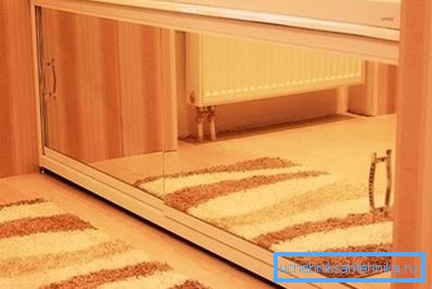 дзеркальний екран дзеркальний екран